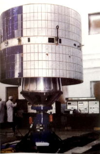 文化大革命时期的中国机械工业 在困境中支撑国家尖端技术发展